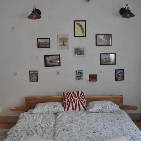 By The River Apartma