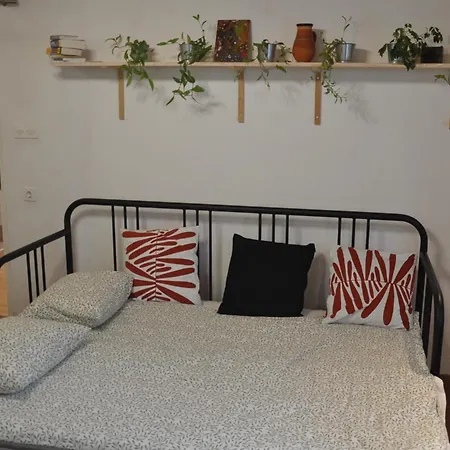 Apartma By The River *