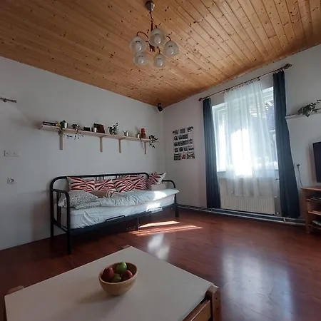 Apartma By The River *